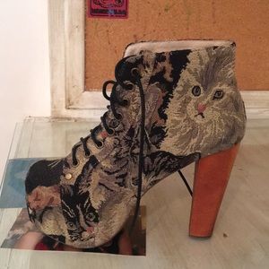 Cat tapestry platform boots LITAS